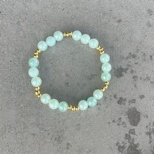 Blue pearl and gold bracelet